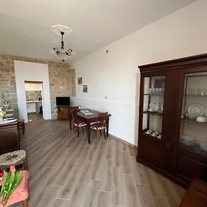 Appartamento La Dimora Di Eloisa, Castel di Iudica